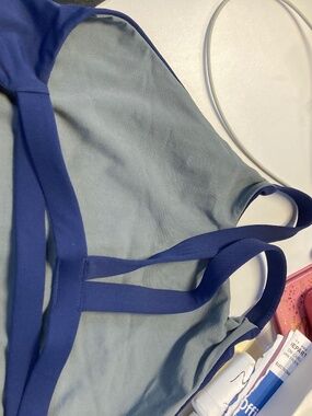 Like new size XL Jolyn Kaylee navy swim bra